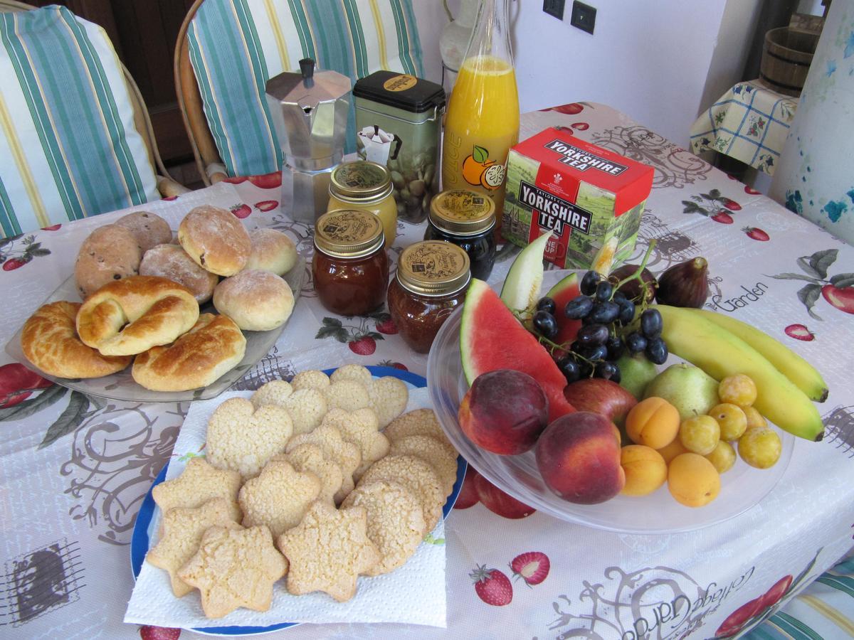 Il Portico Bed & Breakfast Uras ภายนอก รูปภาพ